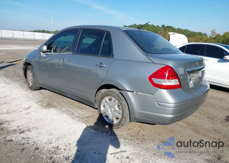 2010 Nissan Versa 1.8S z USA, uszkodzony, nr VIN 3N1BC1AP1AL426059